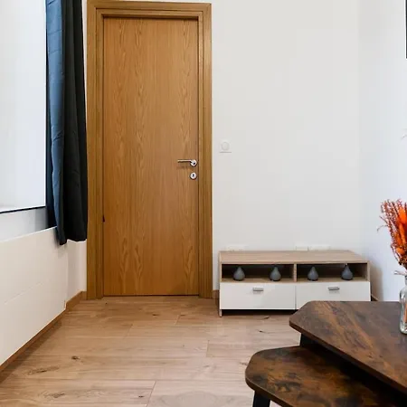 Apartment Modern